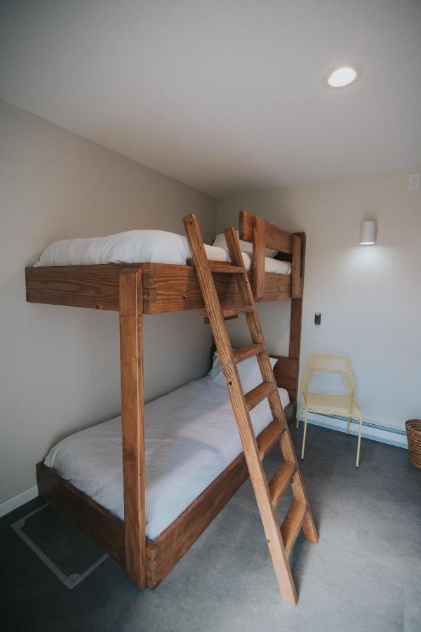 Meier Lake Resort Уасила Екстериор снимка